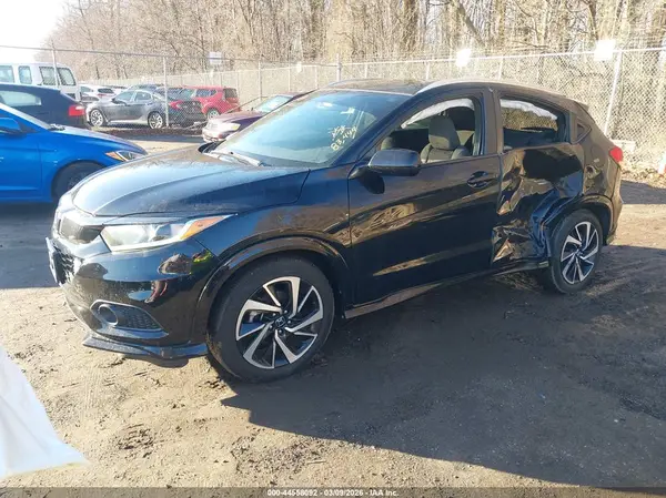 3CZRU6H13KG715830 2019 HONDA HR-V - Image 2