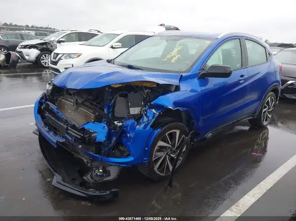 3CZRU6H13KG718078 2019 HONDA HR-V - Image 2