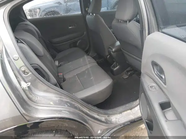 3CZRU6H13KG728738 2019 HONDA HR-V - Image 8