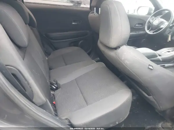 3CZRU6H13KG733180 2019 HONDA HR-V - Image 8
