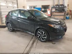 3CZRU6H13KG733566 2019 HONDA HR-V
