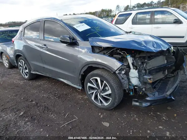 3CZRU6H13KG733602 2019 HONDA HR-V - Image 1