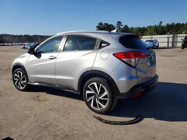 3CZRU6H13KM738333 2019 HONDA HR-V - Image 2