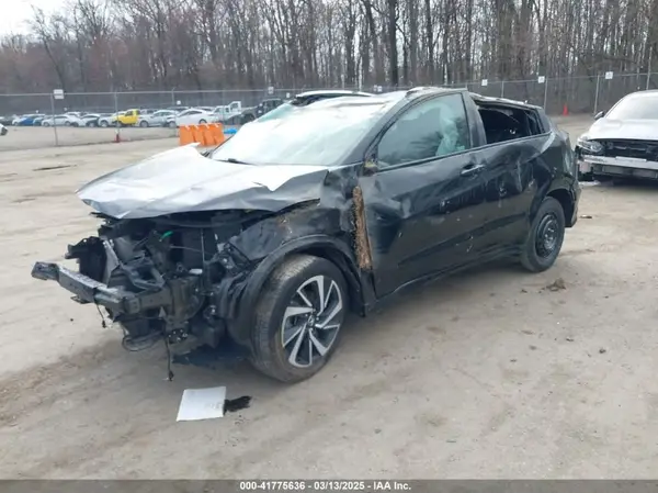 3CZRU6H13LM708752 2020 HONDA HR-V - Image 2