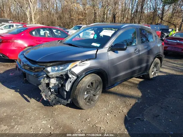3CZRU6H13MM708557 2021 HONDA HR-V - Image 2