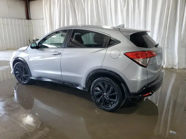 3CZRU6H13NM764032 2022 HONDA HR-V - Image 2