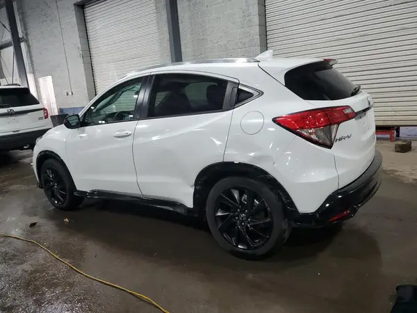 3CZRU6H13NM774236 2022 HONDA HR-V - Image 2