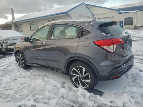 3CZRU6H14KG710281 2019 HONDA HR-V - Image 2