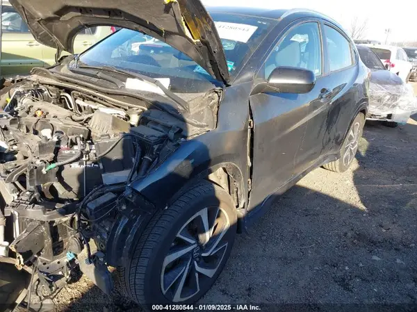 3CZRU6H14KG712628 2019 HONDA HR-V - Image 2