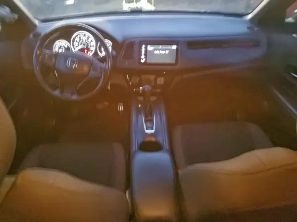 3CZRU6H14KG718932 2019 HONDA HR-V - Image 8