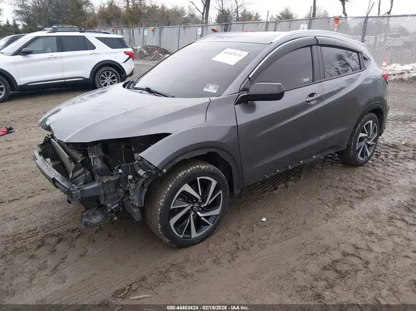 3CZRU6H14KG719109 2019 HONDA HR-V - Image 2