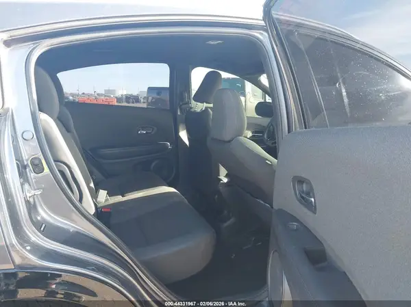 3CZRU6H14KG722320 2019 HONDA HR-V - Image 8