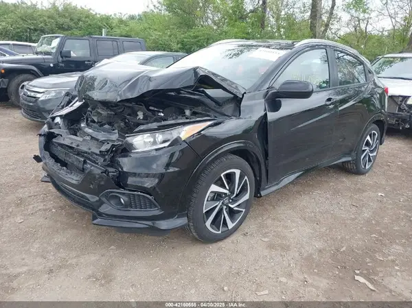3CZRU6H14KG732314 2019 HONDA HR-V - Image 2