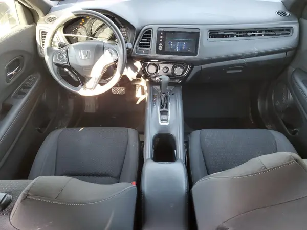 3CZRU6H14KM704756 2019 HONDA HR-V - Image 8