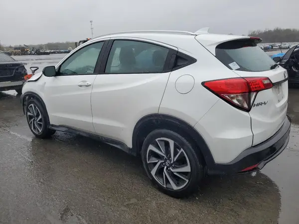 3CZRU6H14KM705065 2019 HONDA HR-V - Image 2