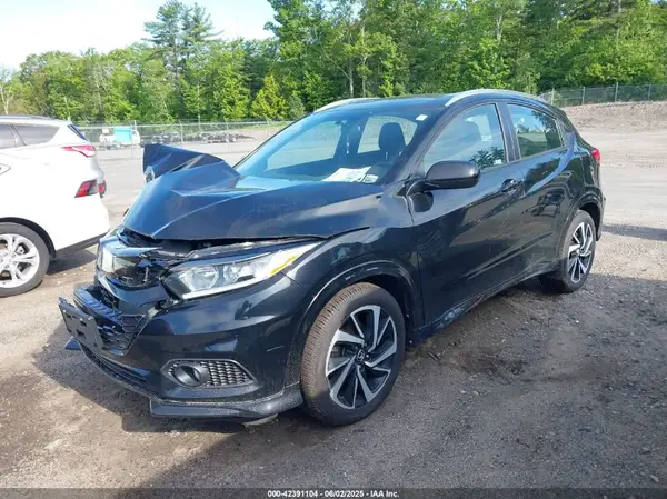 3CZRU6H14KM738292 2019 HONDA HR-V - Image 2