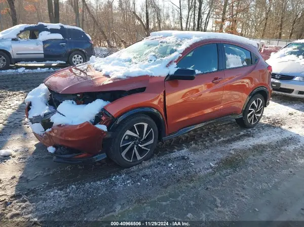 3CZRU6H15KG704540 2019 HONDA HR-V - Image 2