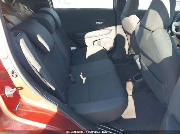 3CZRU6H15KG704540 2019 HONDA HR-V - Image 8
