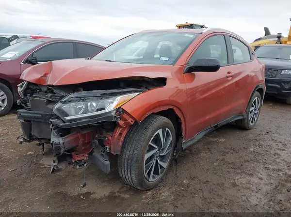 3CZRU6H15KG706272 2019 HONDA HR-V - Image 2