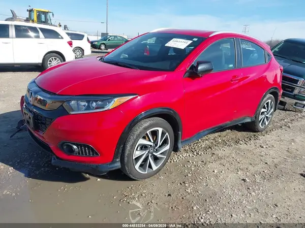 3CZRU6H15KG708989 2019 HONDA HR-V - Image 2