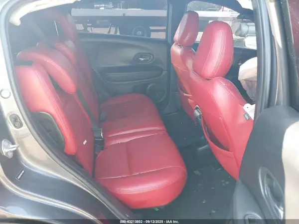 3CZRU6H15KG710080 2019 HONDA HR-V - Image 8