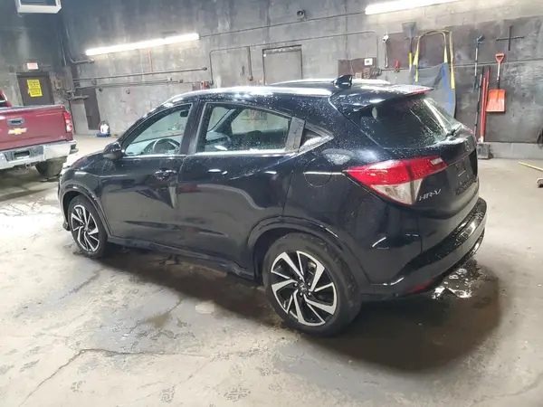 3CZRU6H15KG718194 2019 HONDA HR-V - Image 2