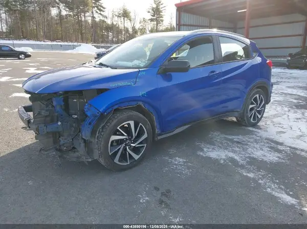 3CZRU6H15KM734140 2019 HONDA HR-V - Image 2