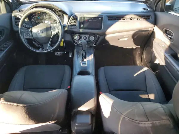3CZRU6H15KM741086 2019 HONDA HR-V - Image 8