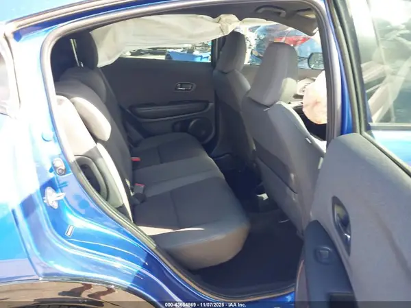 3CZRU6H15LM702502 2020 HONDA HR-V - Image 8
