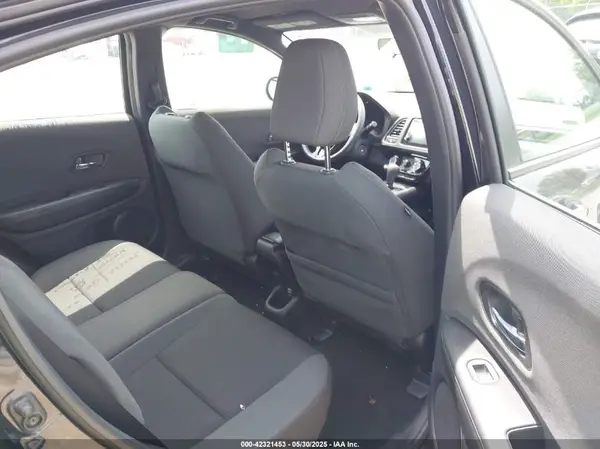 3CZRU6H15LM712396 2020 HONDA HR-V - Image 8