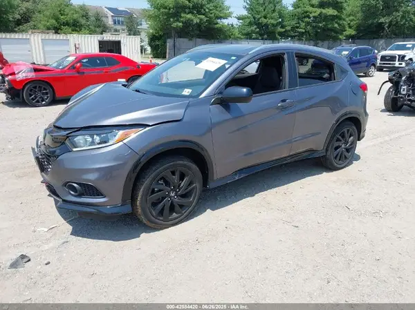 3CZRU6H15MM711461 2021 HONDA HR-V - Image 2