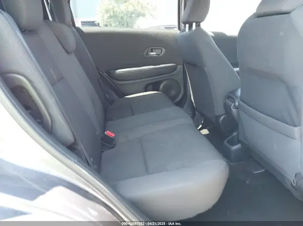 3CZRU6H15MM733539 2021 HONDA HR-V - Image 8