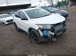 3CZRU6H15MM752916 2021 HONDA HR-V