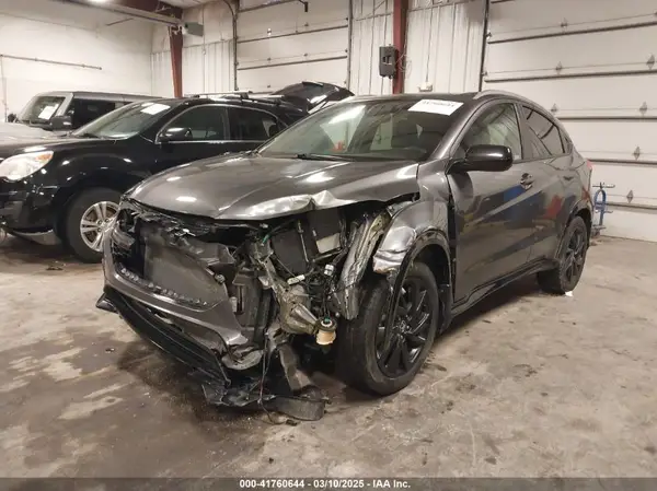 3CZRU6H15NM710876 2022 HONDA HR-V - Image 2