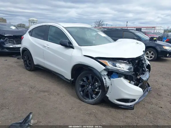 3CZRU6H15NM755512 2022 HONDA HR-V - Image 1
