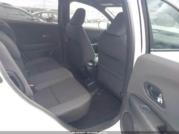 3CZRU6H15NM755512 2022 HONDA HR-V - Image 8