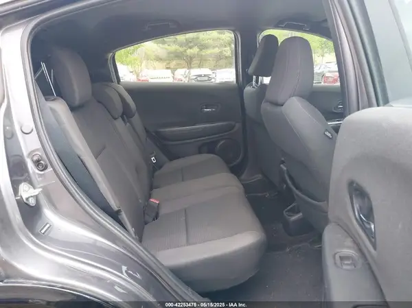 3CZRU6H16KG702926 2019 HONDA HR-V - Image 8