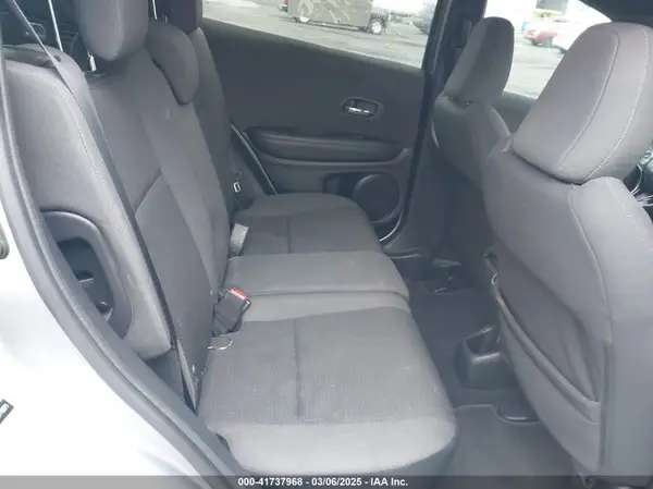 3CZRU6H16KG719371 2019 HONDA HR-V - Image 8
