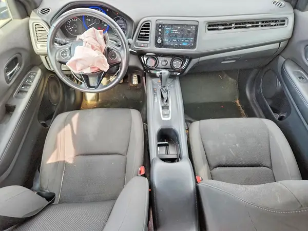 3CZRU6H16KG731360 2019 HONDA HR-V - Image 8