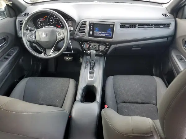 3CZRU6H16KM727326 2019 HONDA HR-V - Image 8