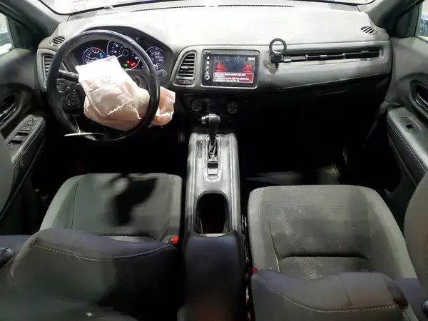 3CZRU6H16KM737970 2019 HONDA HR-V - Image 8