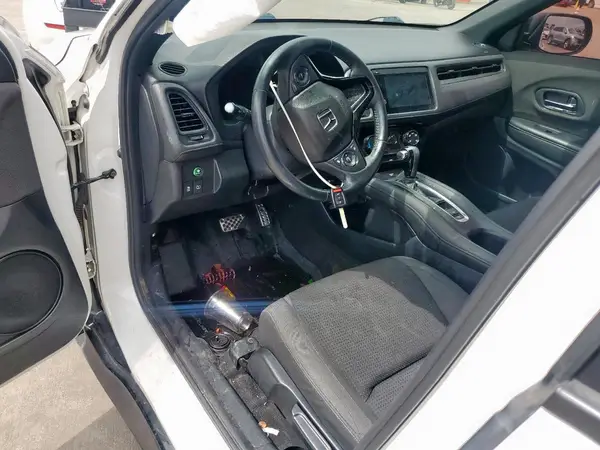 3CZRU6H16KM740075 2019 HONDA HR-V - Image 8