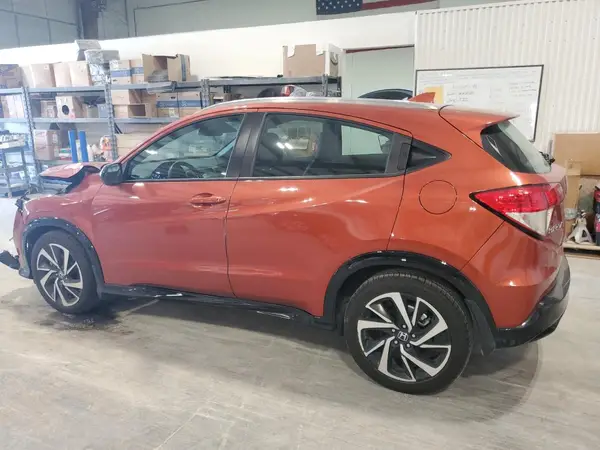 3CZRU6H16LM732821 2020 HONDA HR-V - Image 2