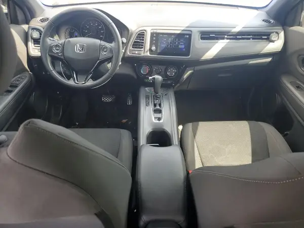 3CZRU6H16LM735749 2020 HONDA HR-V - Image 8