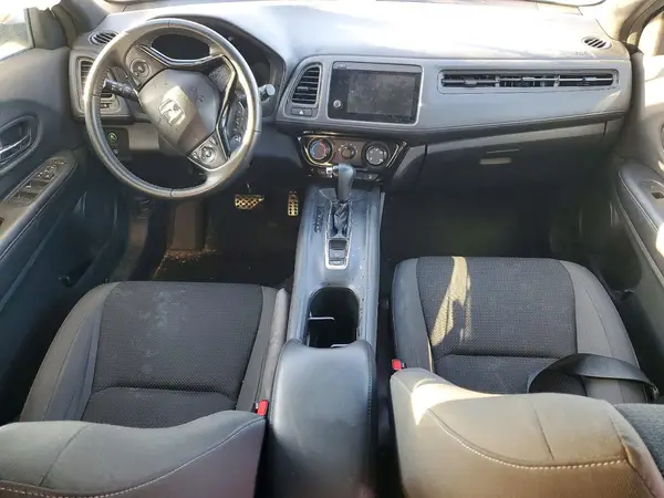 3CZRU6H16MM713557 2021 HONDA HR-V - Image 8