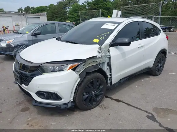 3CZRU6H16MM736983 2021 HONDA HR-V - Image 2