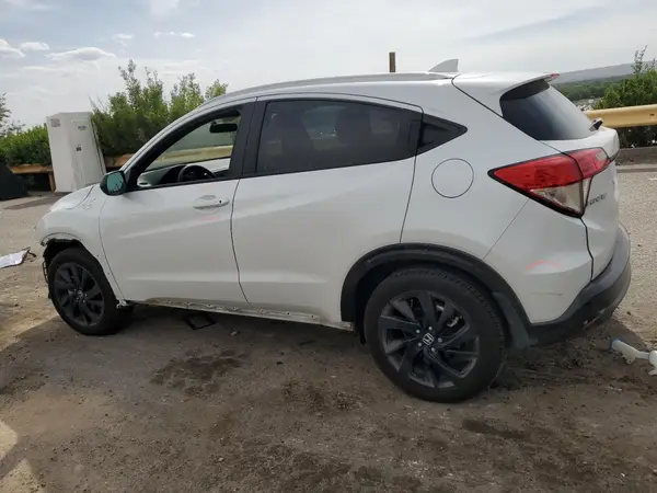 3CZRU6H16MM740645 2021 HONDA HR-V - Image 2