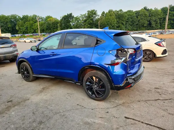 3CZRU6H16MM756439 2021 HONDA HR-V - Image 2