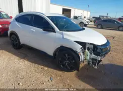 3CZRU6H16MM756506 2021 HONDA HR-V