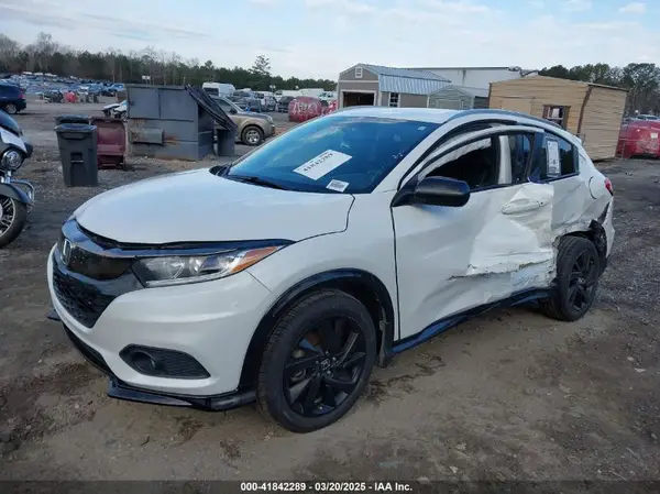 3CZRU6H16NM708702 2022 HONDA HR-V - Image 2